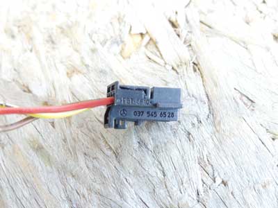 Mercedes Black 4 Pole 3 Wire Connector 03754565286